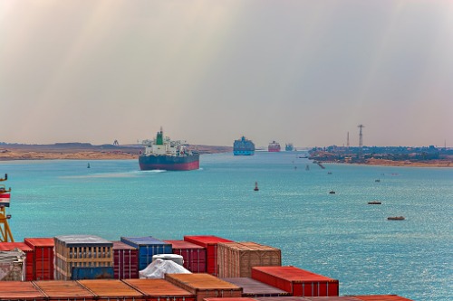 Expect lingering effects from Suez blockage - report